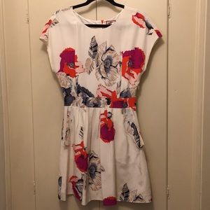 Juicy couture floral print cream dress